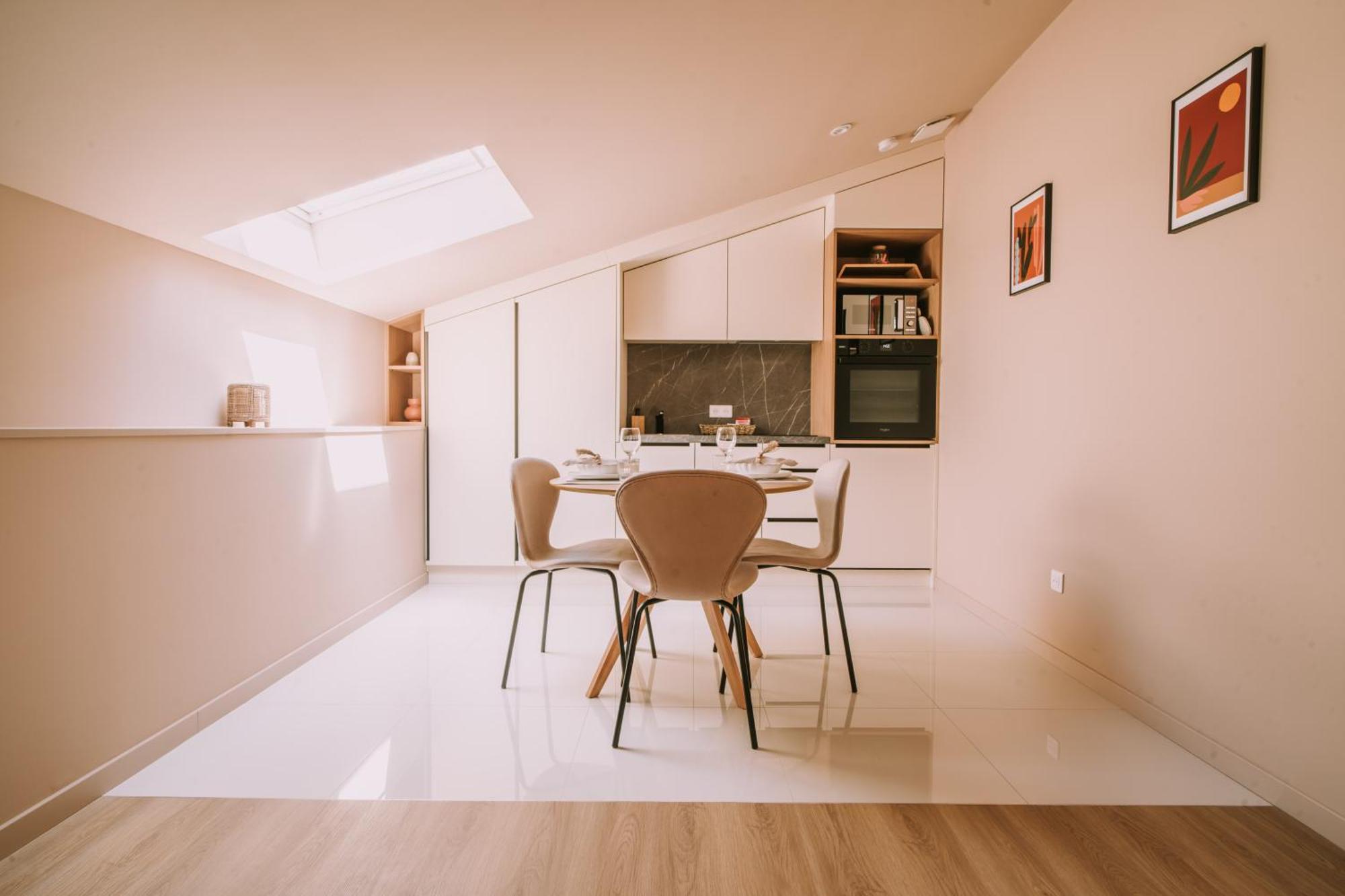 شقة Quietude-Loft Neuf-Clim & Parking روكفور-لا-بيدول المظهر الخارجي الصورة